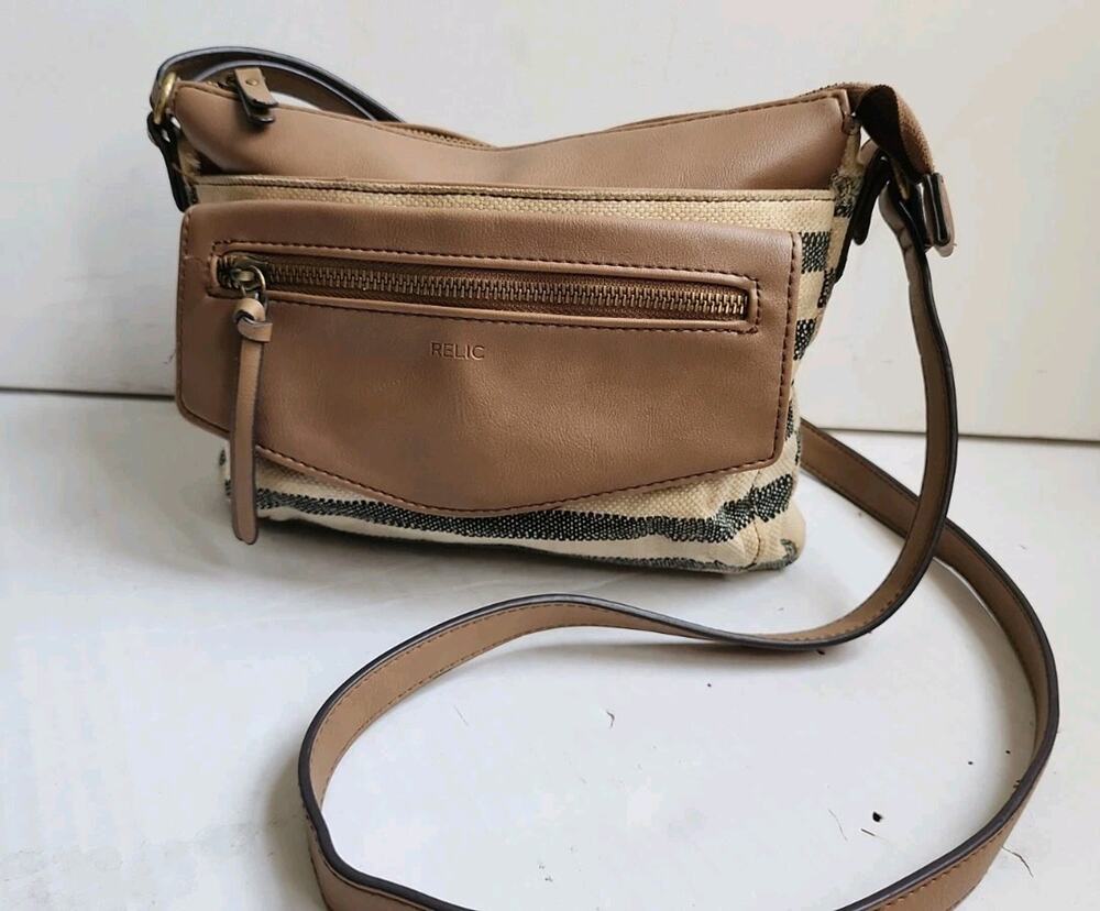 Relic by Fossil Allie Crossbody Adjustable Strap Utility Purse Costal Beige 90s